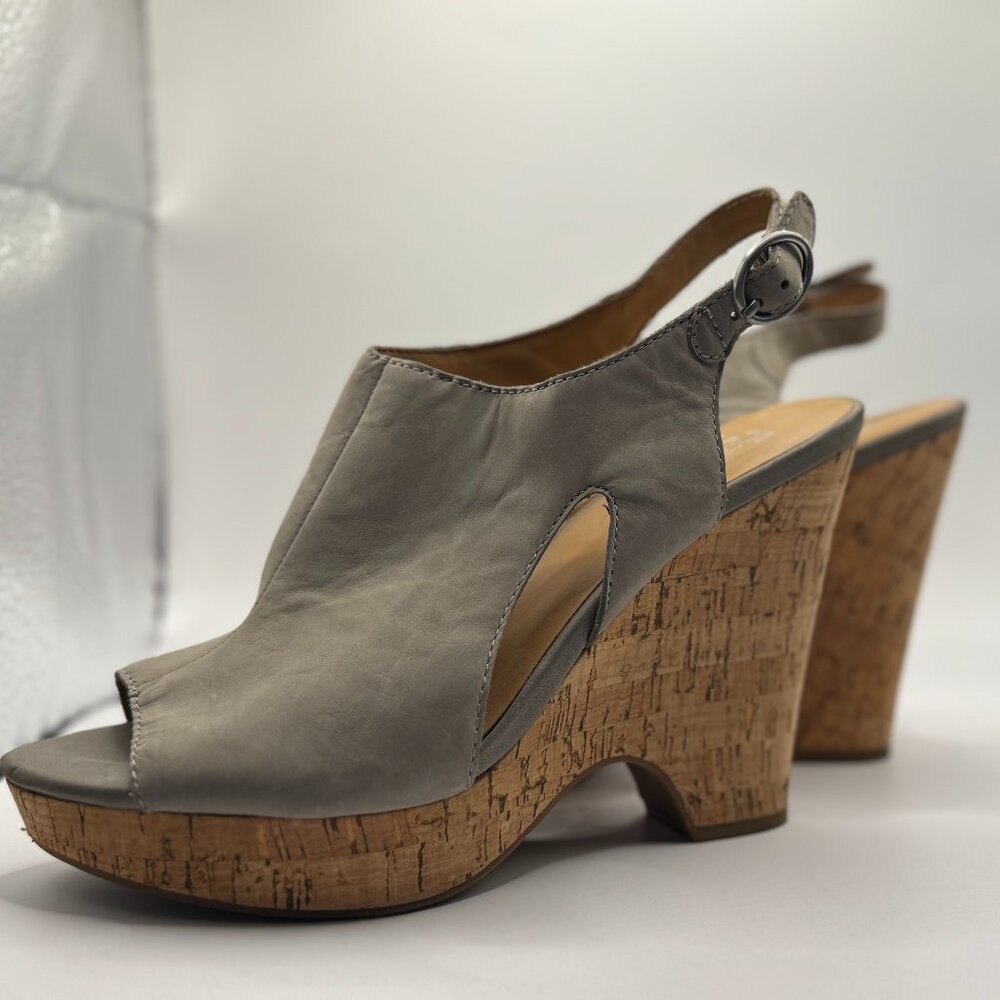👡 EUC Franco Sarto Gray Suede Peep Toe Cork Platform Sandals - Picture 3 of 8